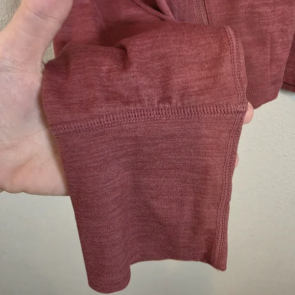 Vuori Crescent Half Zip Heathered Red Pullover Large Athleisure Yoga Performance - Picture 6 of 8